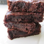 Healthy Fudge Brownie Recipe – HASfit Coconut Flour Brownies – Vegan Gluten Free Brownie Recipe